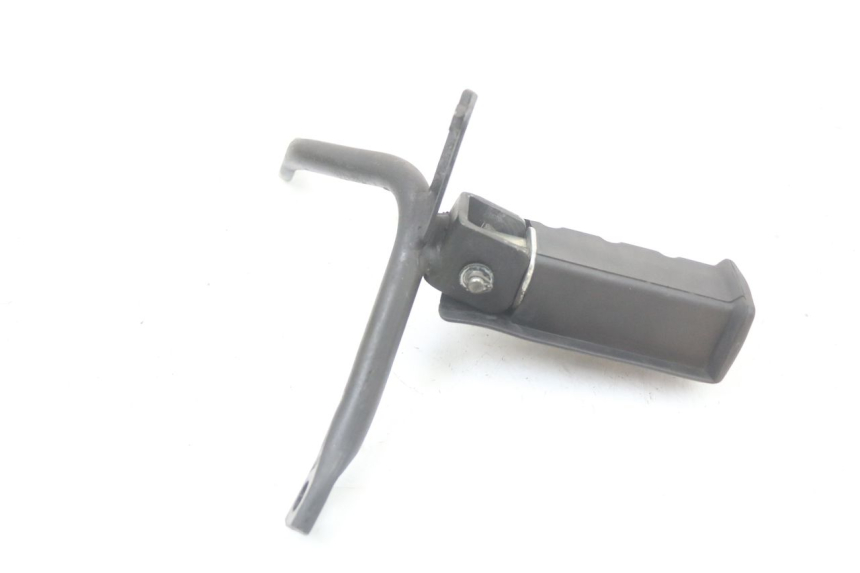 photo de PŁYTKA PODNÓŻKA TYLNA PRAWA HONDA NES AROBASE 125 (2000 - 2003) - Zbliżenie techniczne