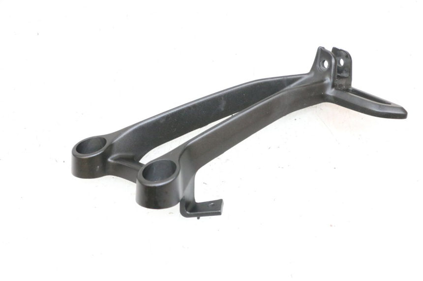 photo de PŁYTKA PODNÓŻKA TYLNA PRAWA YAMAHA MT-07 MT07 ABS 700 (2018 - 2020) - Zbliżenie techniczne