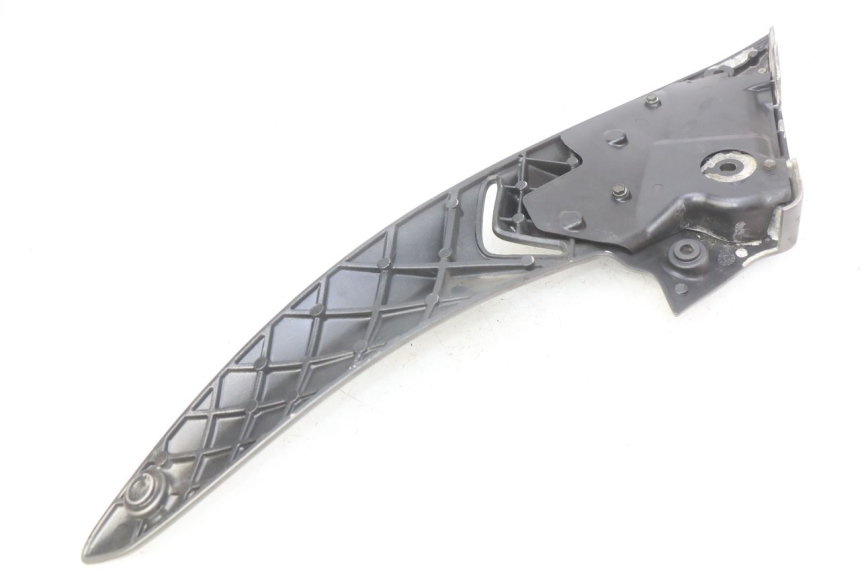 photo de PŁYTKA PODNÓŻKA TYLNA PRAWA GILERA NEXUS 125 (2009 - 2013) - Szczegół części