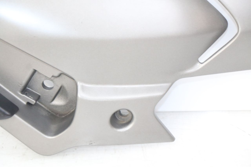 photo de PŁYTKA PODNÓŻKA TYLNA PRAWA GILERA NEXUS 125 (2009 - 2013) - Widok ogólny