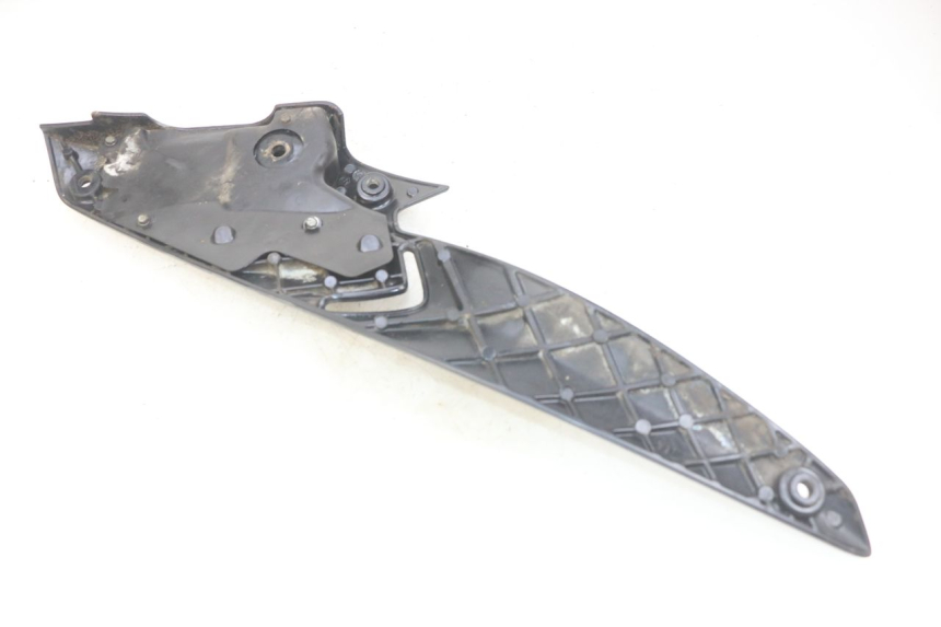 photo de PŁYTKA PODNÓŻKA TYLNA PRAWA GILERA NEXUS 125 (2007 - 2009) - Szczegół części