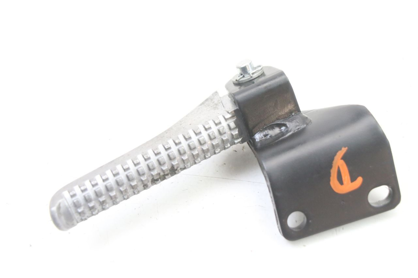 photo de PŁYTKA PODNÓŻKA TYLNA PRAWA PIAGGIO NRG POWER PUREJET 50 (2018 - 2021) - Zoom stanu zużycia