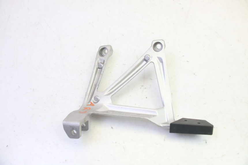 photo de PŁYTKA PODNÓŻKA TYLNA PRAWA BMW R GS 1250 (2021 - 2024) - Zoom stanu zużycia