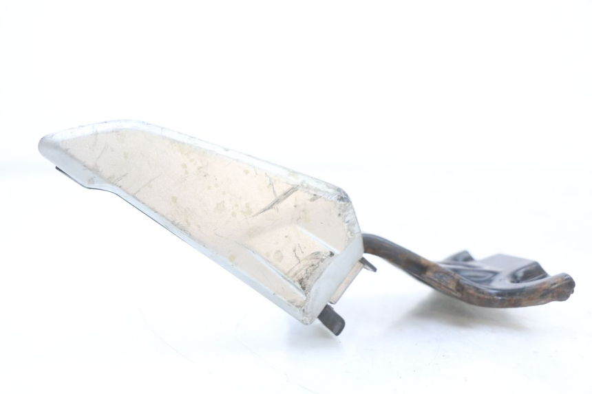 photo de PŁYTKA PODNÓŻKA TYLNA PRAWA HONDA SH ABS 125 (2012 - 2017) - Inny kąt widzenia