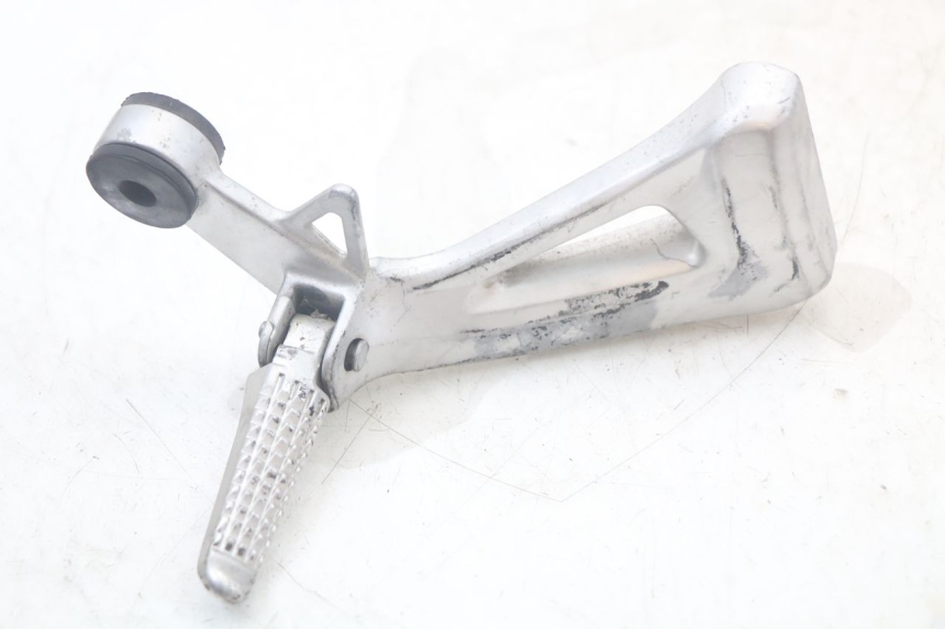 photo de PŁYTKA PODNÓŻKA TYLNA PRAWA SUZUKI SV N 650 (1999 - 2002) - Widok główny