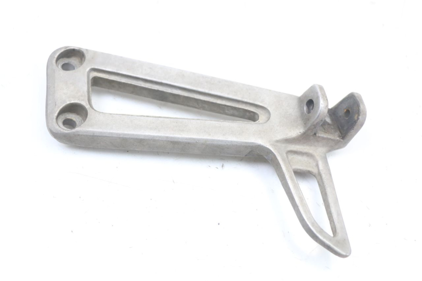 photo de PŁYTKA PODNÓŻKA TYLNA PRAWA YAMAHA TDR DELTABOX 125 (1997 - 2003) - Szczegół części