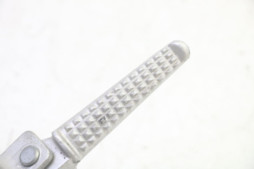 photo de PŁYTKA PODNÓŻKA TYLNA PRAWA DAELIM VJ ROADWIN FI 125 (2008 - 2017) - Inny kąt widzenia