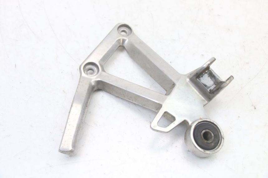 photo de PŁYTKA PODNÓŻKA TYLNA PRAWA YAMAHA FZS FAZER 600 (2001 - 2003) - Szczegół części