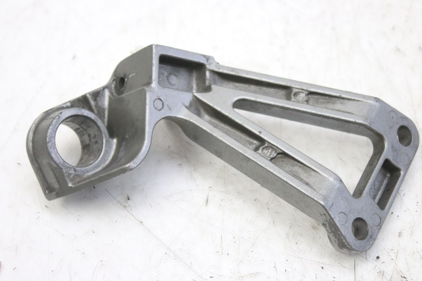 photo de PŁYTKA PODNÓŻKA TYLNA PRAWA KAWASAKI ZX-6R ZX6R 600 (1995 - 1997) - Szczegół części