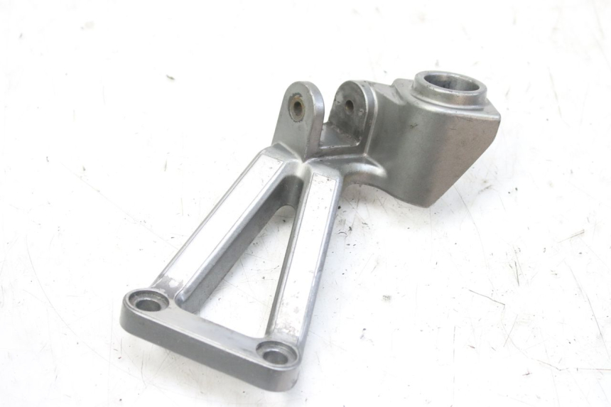 photo de PŁYTKA PODNÓŻKA TYLNA PRAWA KAWASAKI ZX-6R ZX6R 600 (1995 - 1997) - Inny kąt widzenia