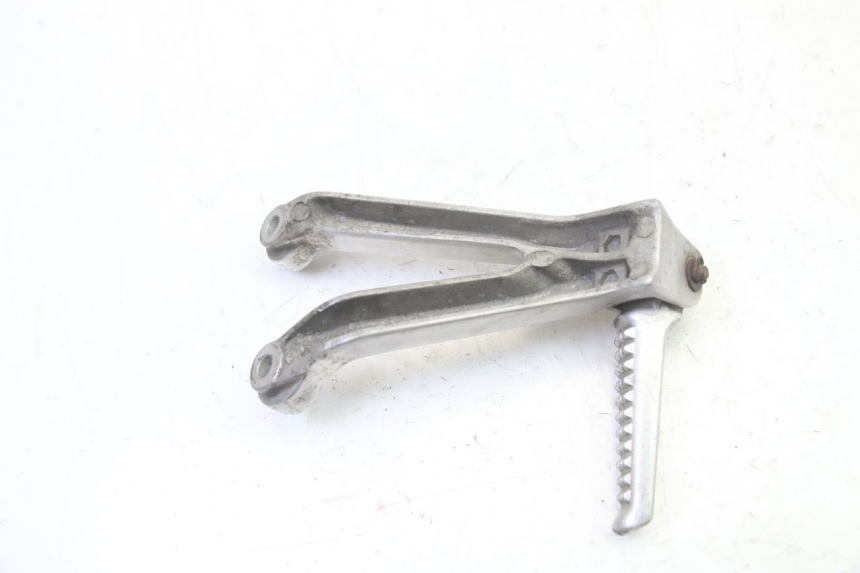 photo de PŁYTKA PODNÓŻKA TYLNA LEWA HONDA CBR RR FIREBLADE 900 (1992 - 1994) - Zbliżenie techniczne