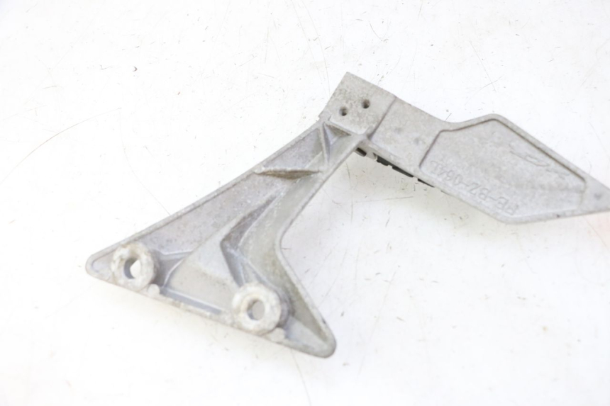 photo de PŁYTKA PODNÓŻKA TYLNA LEWA STAHO FH 50 (2018 - 2019) - Inny kąt widzenia