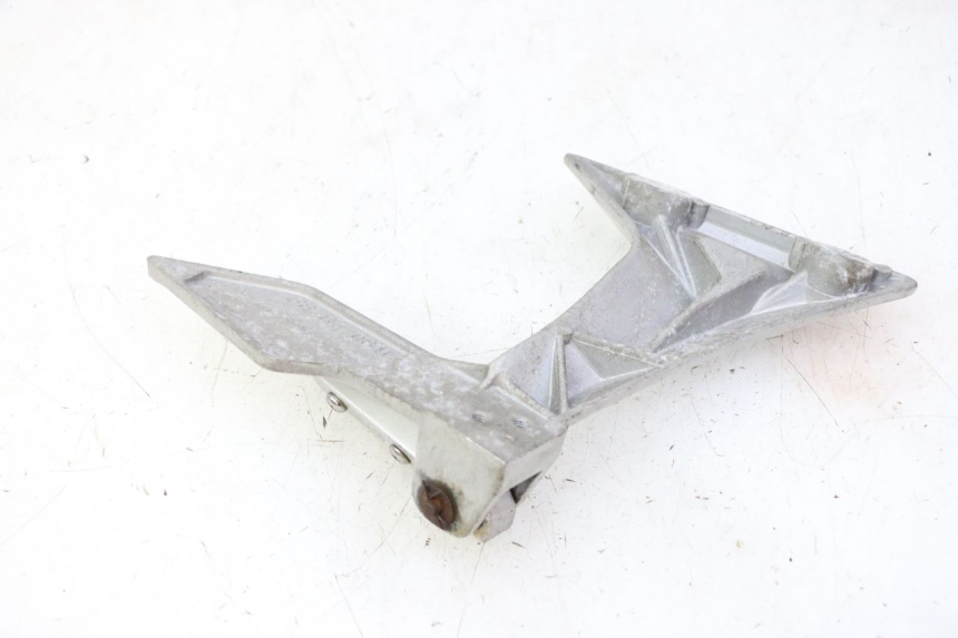 photo de PŁYTKA PODNÓŻKA TYLNA LEWA STAHO FH 50 (2018 - 2019) - Zbliżenie techniczne