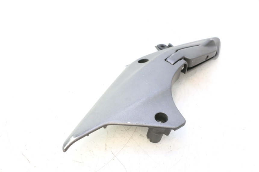 photo de PŁYTKA PODNÓŻKA TYLNA LEWA HONDA FJS SILVER WING SILVERWING 400 (2005 - 2008) - Zbliżenie techniczne