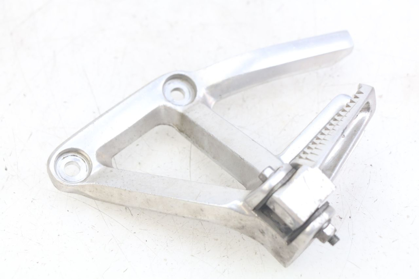 photo de PŁYTKA PODNÓŻKA TYLNA LEWA YAMAHA FZS FAZER 600 (1998 - 2001) - Zoom stanu zużycia