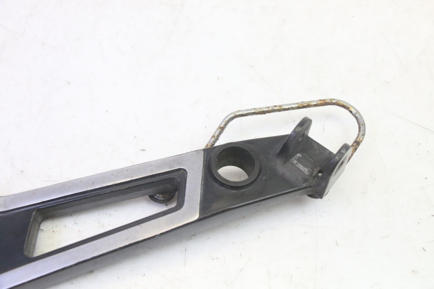 photo de PŁYTKA PODNÓŻKA TYLNA LEWA KAWASAKI GPZ RX 1000 (1986 - 1988) - Inny kąt widzenia