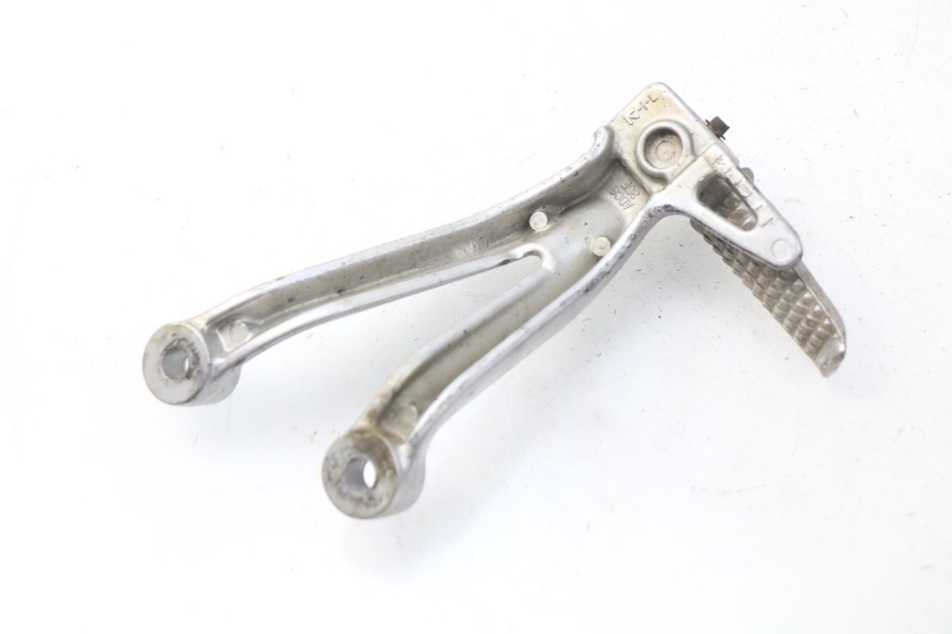 photo de PŁYTKA PODNÓŻKA TYLNA LEWA SUZUKI GSX-R GSXR 600 (2001 - 2003) - Zbliżenie techniczne