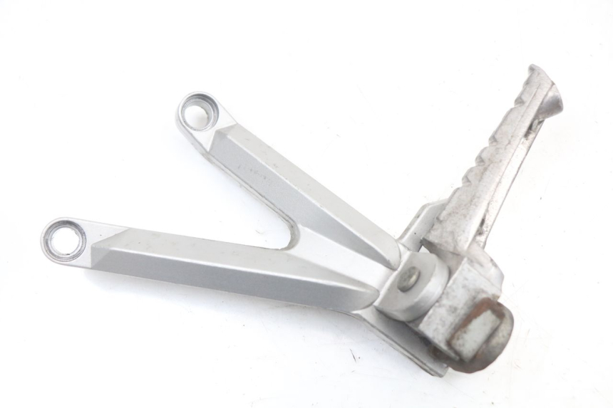 photo de PŁYTKA PODNÓŻKA TYLNA LEWA HYOSUNG GTR 125 (2006 - 2008) - Widok główny