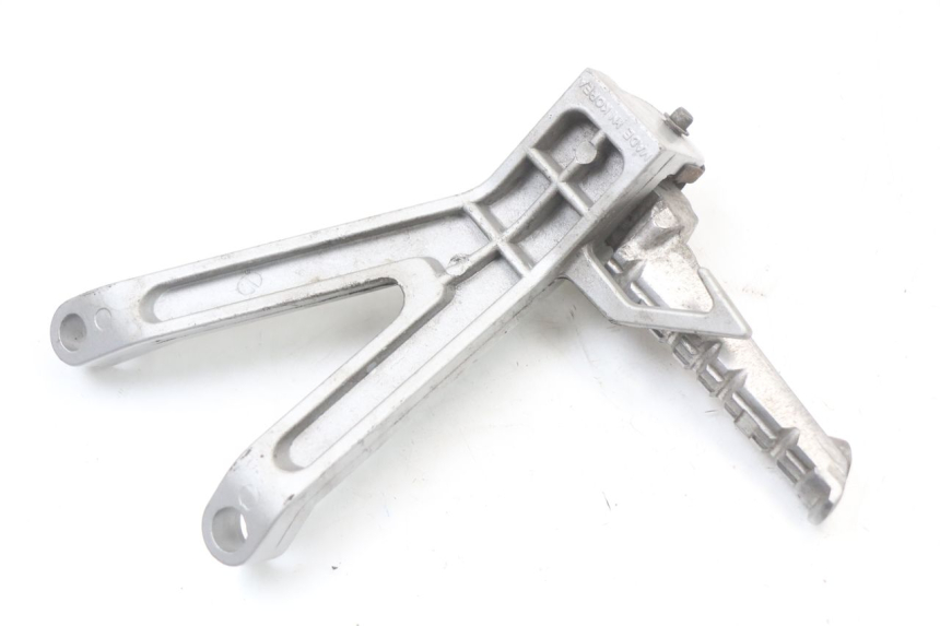 photo de PŁYTKA PODNÓŻKA TYLNA LEWA HYOSUNG GTR 125 (2006 - 2008) - Widok ogólny