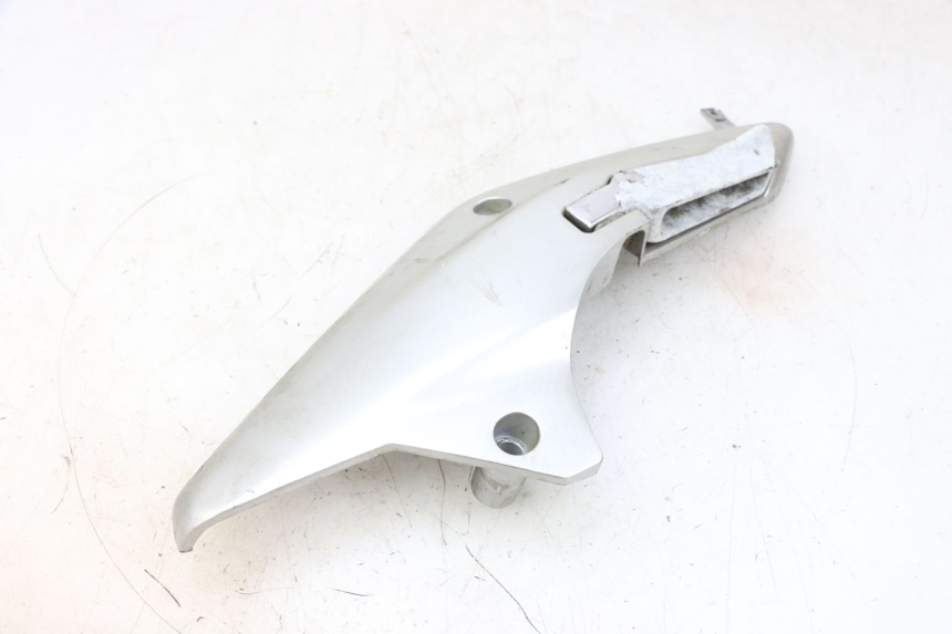 photo de PŁYTKA PODNÓŻKA TYLNA LEWA JM MOTORS GTS 125 (2015 - 2019) - Zbliżenie komponentów