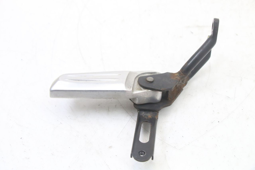 photo de PŁYTKA PODNÓŻKA TYLNA LEWA HONDA PCX (JF57/JF64) 125 (2014 - 2018) - Szczegół części