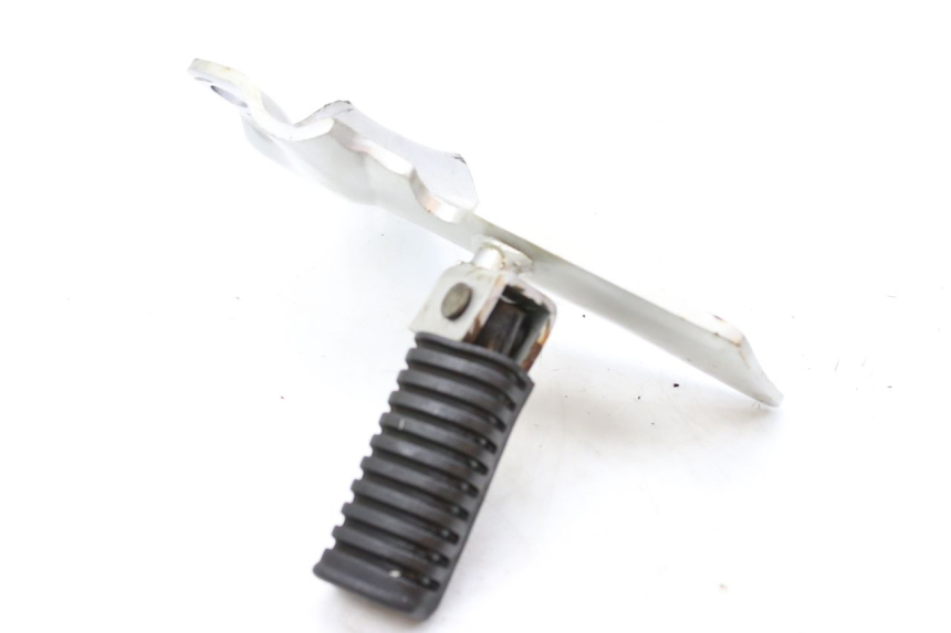 photo de PŁYTKA PODNÓŻKA TYLNA LEWA SYM HUSKY 125 (1999 - 2005) - Szczegół części