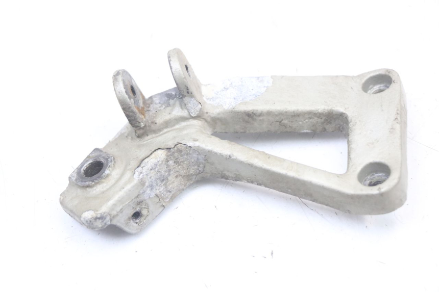 photo de PŁYTKA PODNÓŻKA TYLNA LEWA KAWASAKI GTR 1000 (1994 - 2004) - Zoom stanu zużycia