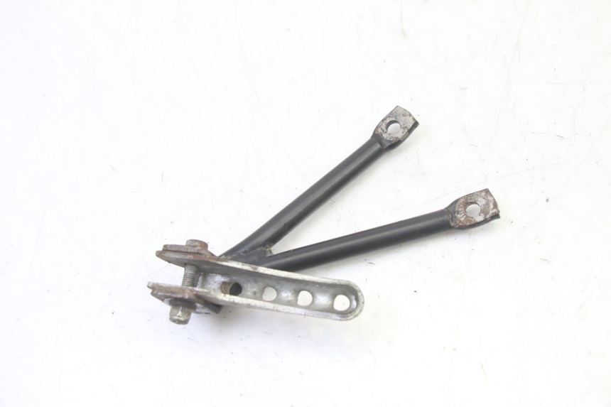 photo de PŁYTKA PODNÓŻKA TYLNA LEWA RIEJU MRT 50 (2018 - 2021) - Zbliżenie techniczne