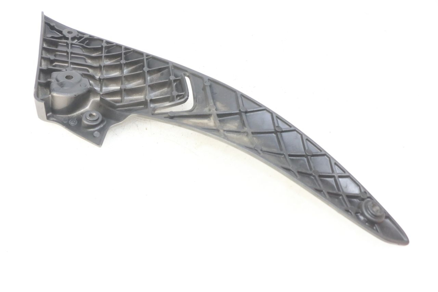 photo de PŁYTKA PODNÓŻKA TYLNA LEWA GILERA NEXUS 125 (2009 - 2013) - Zoom stanu zużycia