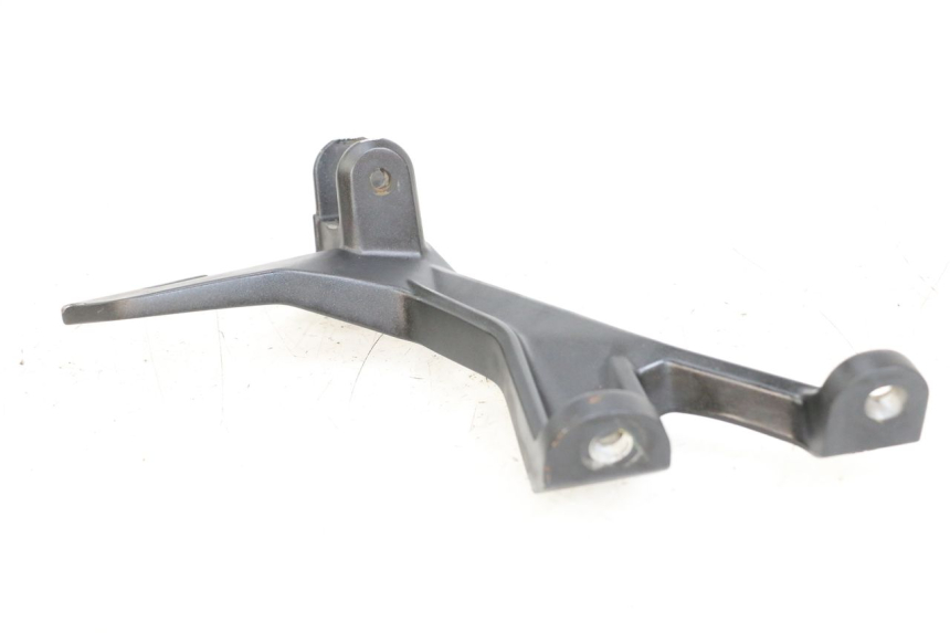 photo de PŁYTKA PODNÓŻKA TYLNA LEWA KAWASAKI NINJA 400 (2018 - 2023) - Inny kąt widzenia