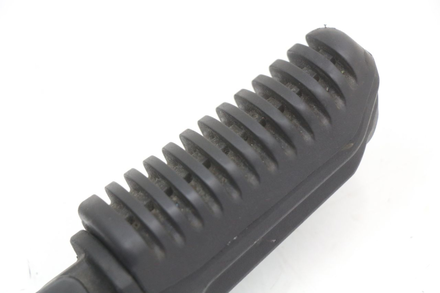 photo de PŁYTKA PODNÓŻKA TYLNA LEWA ASTOR ORCAL 125 (2015 - 2017) - Zoom stanu zużycia