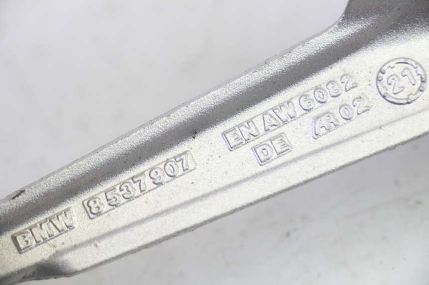 photo de PŁYTKA PODNÓŻKA TYLNA LEWA BMW R GS 1250 (2021 - 2024) - Zbliżenie techniczne