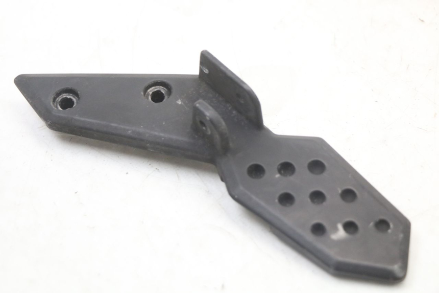 photo de PŁYTKA PODNÓŻKA TYLNA LEWA KYMCO SUPER 8 125 (2008 - 2015) - Inny kąt widzenia