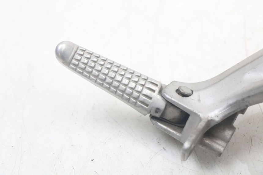 photo de PŁYTKA PODNÓŻKA TYLNA LEWA SUZUKI SV N 650 (1999 - 2002) - Szczegół części