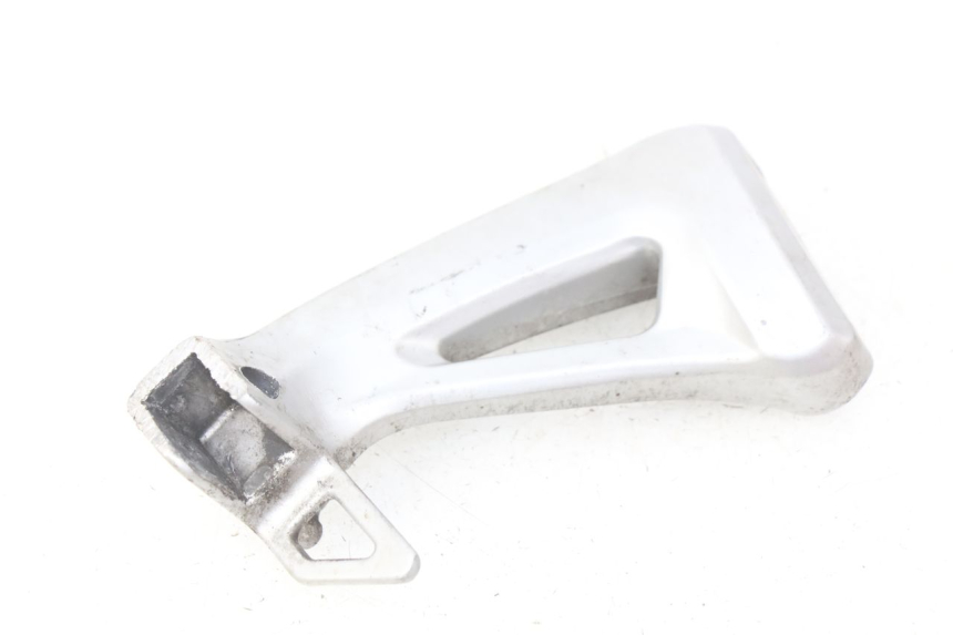 photo de PŁYTKA PODNÓŻKA TYLNA LEWA SUZUKI SV S 650 (1999 - 2002) - Inny kąt widzenia