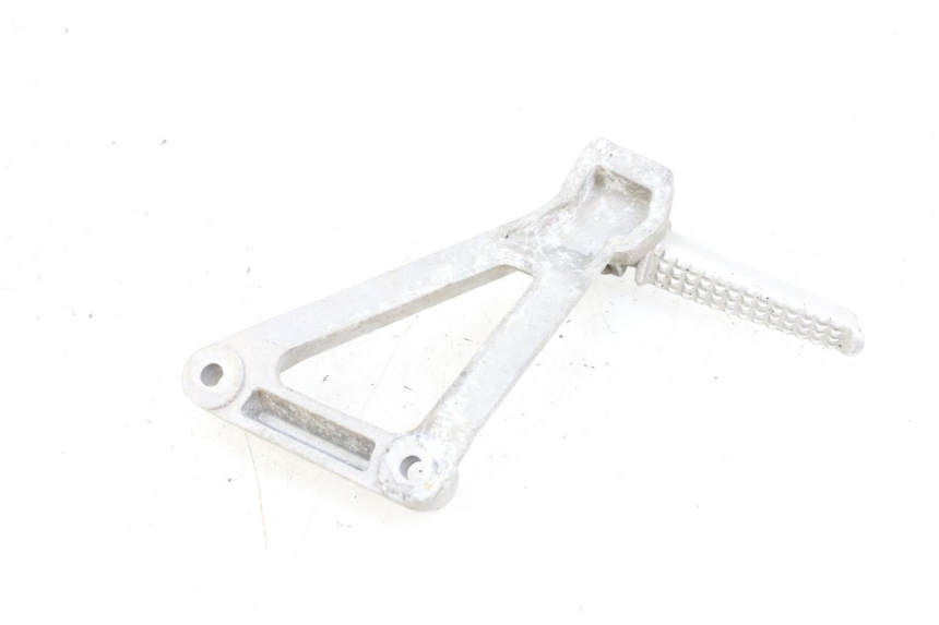 photo de PŁYTKA PODNÓŻKA TYLNA LEWA DAELIM VJ ROADWIN FI 125 (2008 - 2017) - Szczegół części