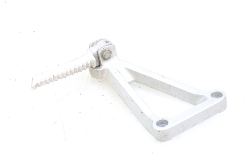 photo de PŁYTKA PODNÓŻKA TYLNA LEWA DAELIM VJ ROADWIN FI 125 (2008 - 2017) - Zbliżenie techniczne