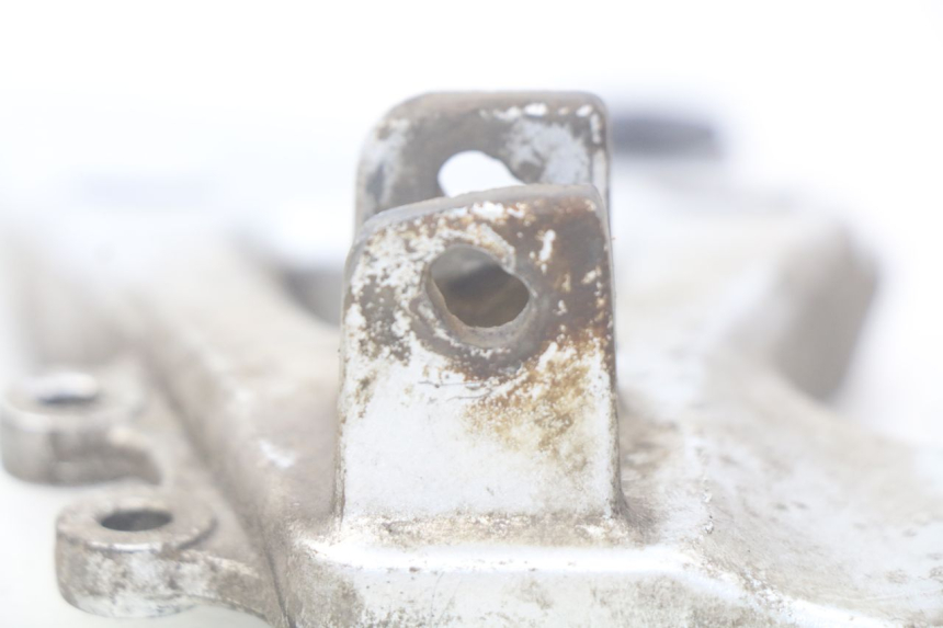 photo de PŁYTKA PODNÓŻKA TYLNA LEWA SUZUKI XF FREEWIND 650 (1997 - 2003) - Zoom stanu zużycia