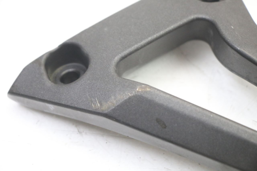 photo de PŁYTKA PODNÓŻKA TYLNA LEWA YAMAHA FZ6 FAZER S2 600 (2007 - 2011) - Szczegół części