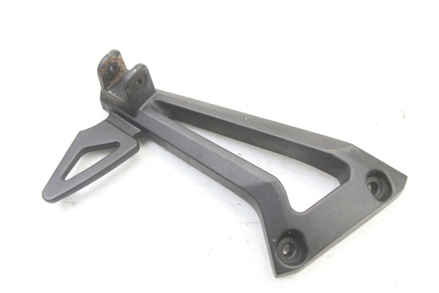 photo de PŁYTKA PODNÓŻKA TYLNA LEWA YAMAHA FZ6 FAZER S2 600 (2007 - 2011) - Inny kąt widzenia