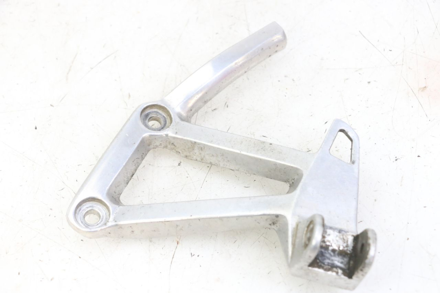 photo de PŁYTKA PODNÓŻKA TYLNA LEWA YAMAHA FZS FAZER 600 (2001 - 2003) - Widok główny