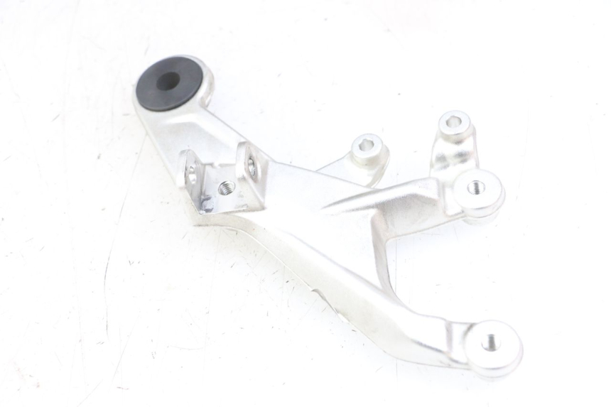 photo de PŁYTKA PODNÓŻKA PRZEDNIA PRAWA BMW S RR ABS S1000RR 1000 (2015 - 2018) - Inny kąt widzenia