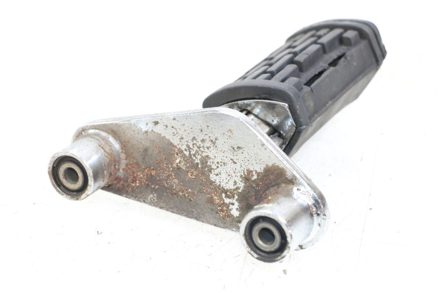 photo de PŁYTKA PODNÓŻKA PRZEDNIA PRAWA APRILIA CLASSIC 125 (1995 - 2001) - Inny kąt widzenia