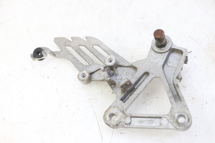 photo de PŁYTKA PODNÓŻKA PRZEDNIA PRAWA STAHO FH 50 (2018 - 2019) - Zoom stanu zużycia