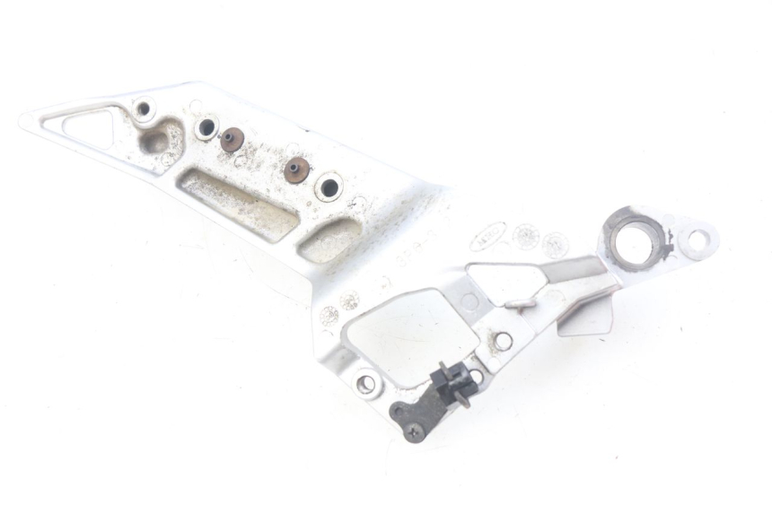 photo de PŁYTKA PODNÓŻKA PRZEDNIA PRAWA YAMAHA FJR ABS 1300 (2006 - 2012) - Zoom stanu zużycia