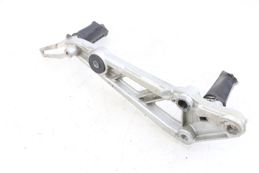 photo de PŁYTKA PODNÓŻKA PRZEDNIA PRAWA HYOSUNG GF 125 (2001 - 2005) - Widok ogólny