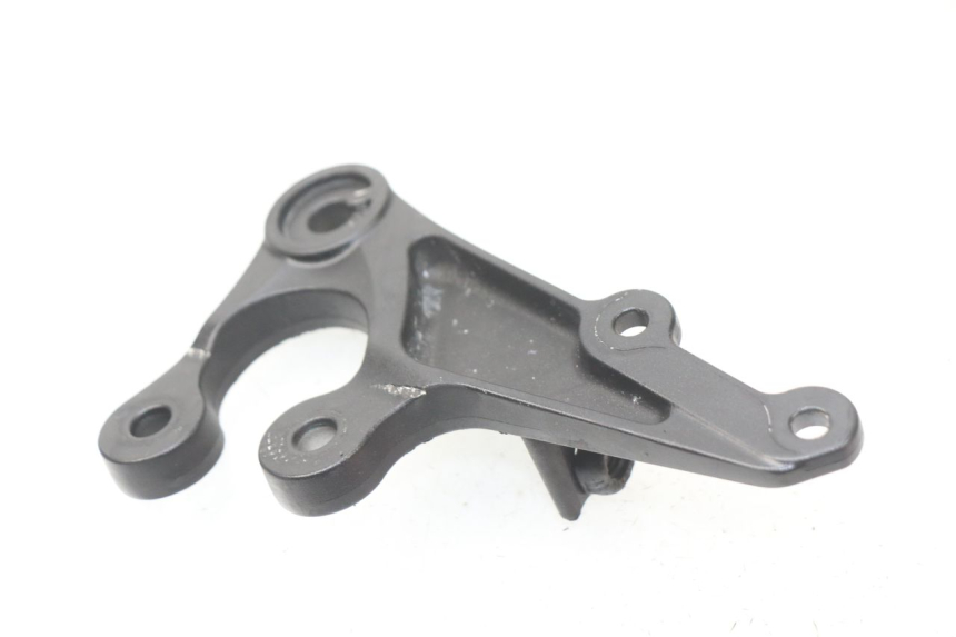 photo de PŁYTKA PODNÓŻKA PRZEDNIA PRAWA SUZUKI GSX-R GSXR K16 1000 (2012 - 2016) - Szczegół części