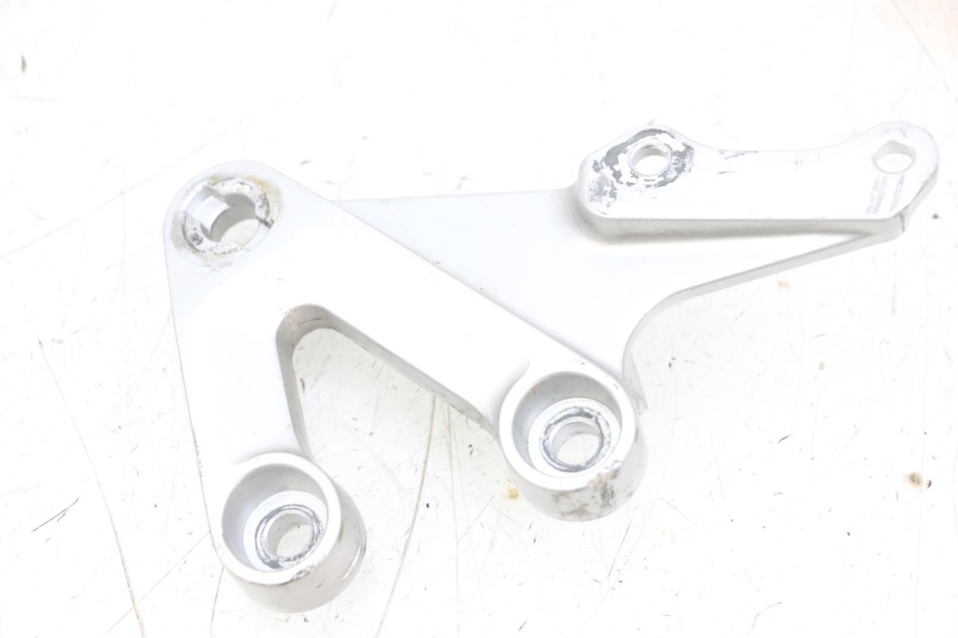 photo de PŁYTKA PODNÓŻKA PRZEDNIA PRAWA SUZUKI GSXR GSX-R 1000 (2003 - 2004) - Widok ogólny