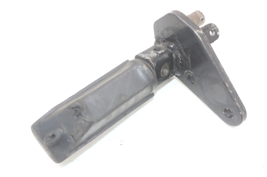 photo de PŁYTKA PODNÓŻKA PRZEDNIA PRAWA SUZUKI GZ MARAUDER 125 (1998 - 2004) - Widok ogólny