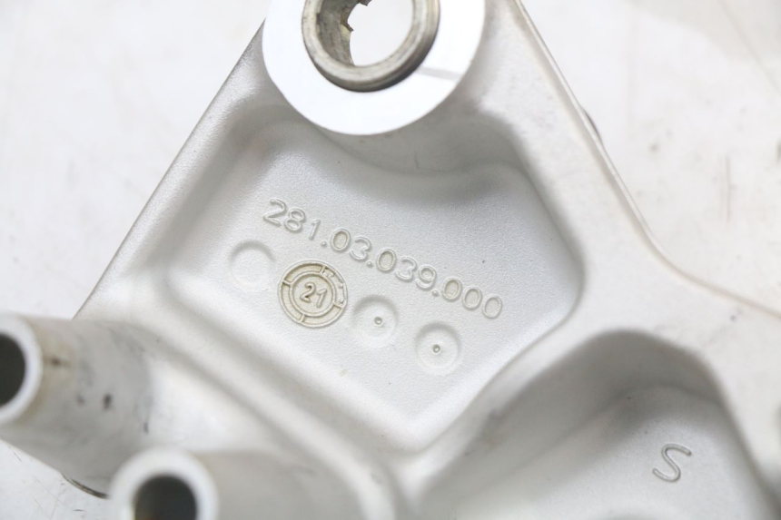 photo de PŁYTKA PODNÓŻKA PRZEDNIA PRAWA HUSQVARNA SVARTPILEN 401 (2018 - 2023) - Część sprawdzona